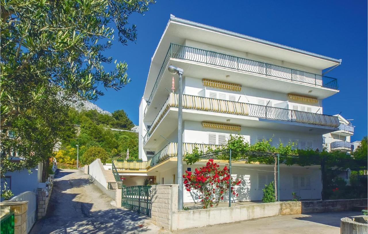 Lovely Apartment In Omis With Kitchenette المظهر الخارجي الصورة