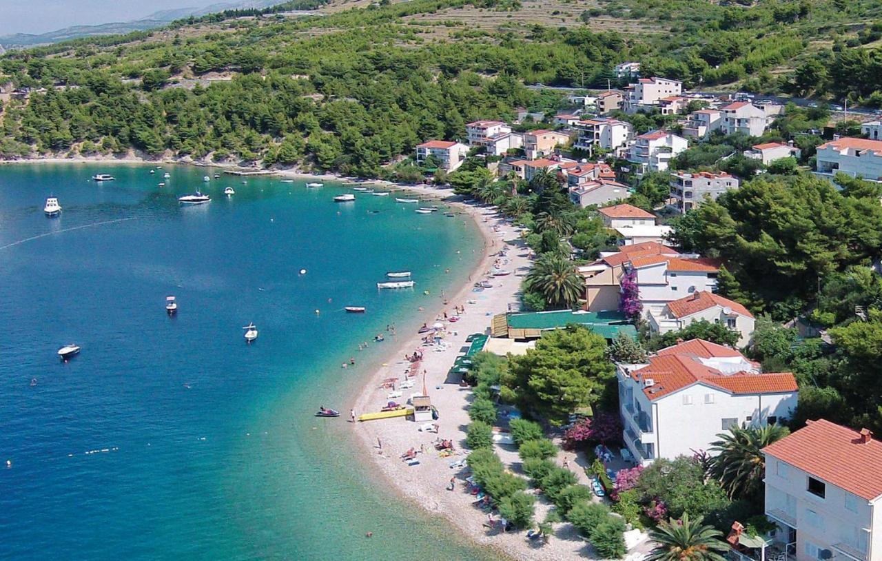 Lovely Apartment In Omis With Kitchenette المظهر الخارجي الصورة